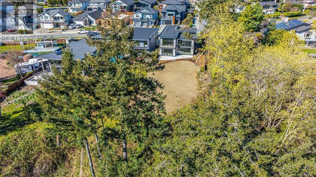3560 Bonnie Dr, House detached with 4 bedrooms, 4 bathrooms and 2 parking in Nanaimo BC | Image 72