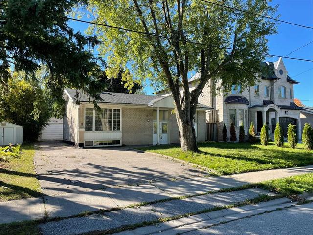 4 Cartier Cres, House detached with 3 bedrooms, 2 bathrooms and 8 parking in Richmond Hill ON | Image 1
