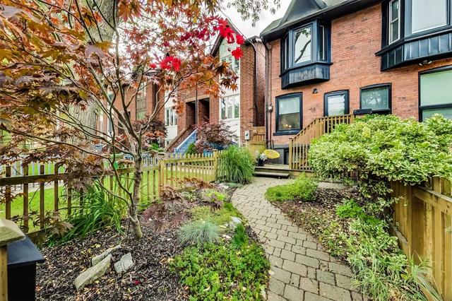 16 Empire Ave, House attached with 2 bedrooms, 2 bathrooms and 1 parking in Toronto ON | Image 12