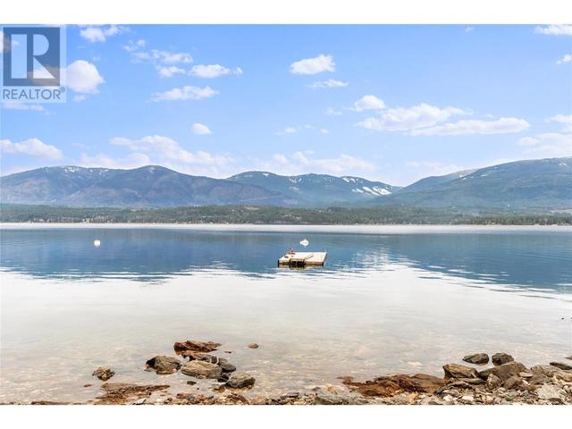 3624 Eagle Bay Road, House detached with 2 bedrooms, 1 bathrooms and 1 parking in Columbia Shuswap C BC | Image 8