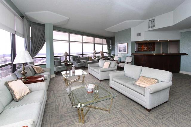 1204 - 1300 Bloor St, Condo with 2 bedrooms, 2 bathrooms and 1 parking in Mississauga ON | Image 17