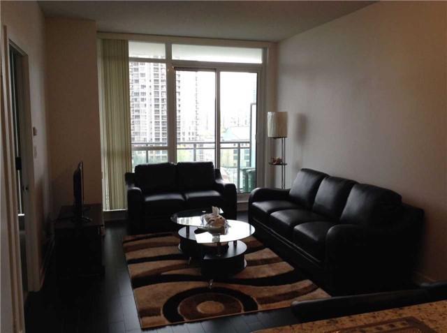 1010 - 4070 Confederation Pkwy, Condo with 1 bedrooms, 1 bathrooms and 1 parking in Mississauga ON | Image 5