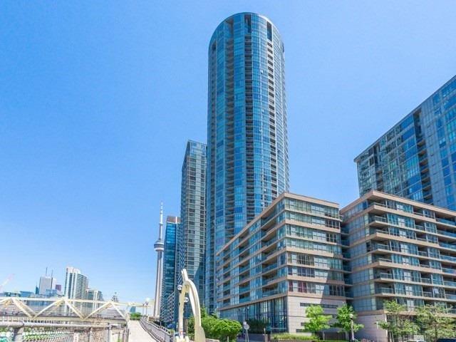 3001 - 21 Iceboat Terr, Condo with 1 bedrooms, 1 bathrooms and 0 parking in Toronto ON | Image 1