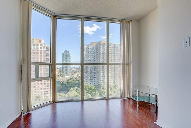 1412 - 265 Enfield Pl, Condo with 2 bedrooms, 2 bathrooms and 1 parking in Mississauga ON | Image 6