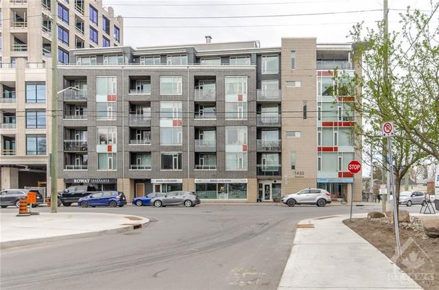 302 - 1433 Wellington Street W, Condo with 1 bedrooms, 1 bathrooms and 1 parking in Ottawa ON | Image 1