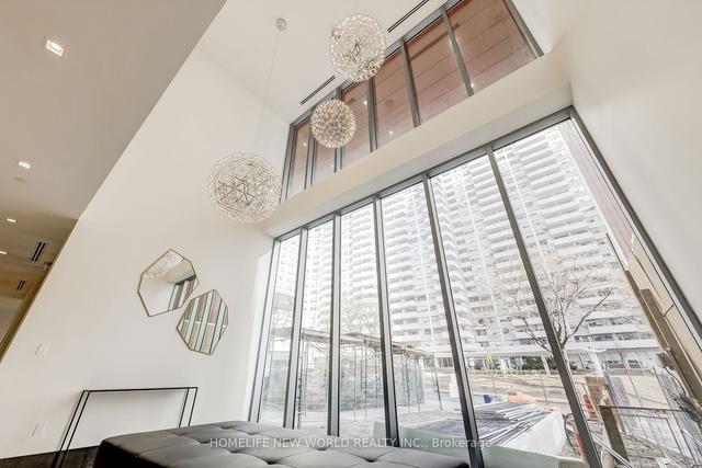 1011 - 50 Dunfield Ave, Condo with 2 bedrooms, 2 bathrooms and 1 parking in Toronto ON | Image 22