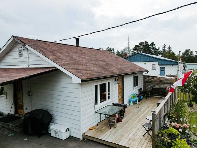 5084 County Rd 503, House detached with 2 bedrooms, 1 bathrooms and 5 parking in Trent Lakes ON | Image 24