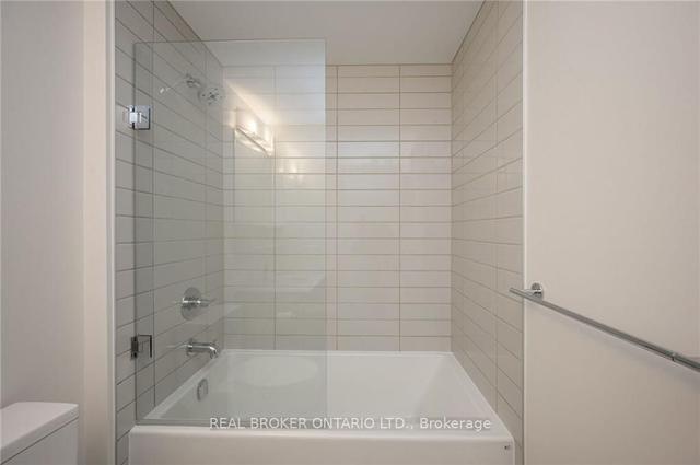 507 - 320 Plains Rd E, Condo with 1 bedrooms, 1 bathrooms and 1 parking in Burlington ON | Image 2