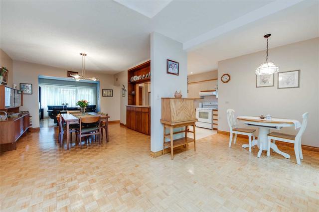 93 Constance St, House detached with 4 bedrooms, 2 bathrooms and 1 parking in Toronto ON | Image 2