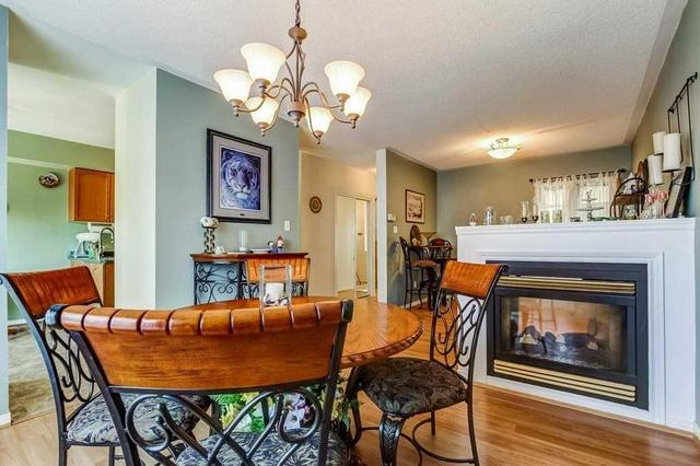 1259 Brillinger St, Townhouse with 3 bedrooms, 3 bathrooms and 2 parking in Oakville ON | Image 7