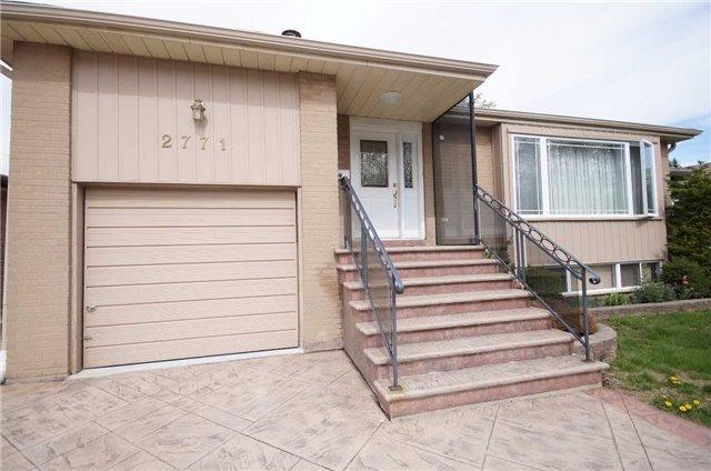 2771 Tallberg Crt, House detached with 3 bedrooms, 2 bathrooms and 2 parking in Mississauga ON | Image 2