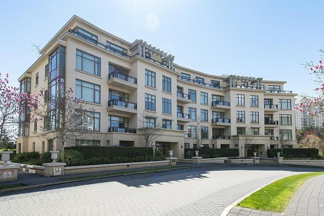 102 - 540 Waters Edge Crescent, Condo with 2 bedrooms, 2 bathrooms and null parking in West Vancouver BC | Card Image
