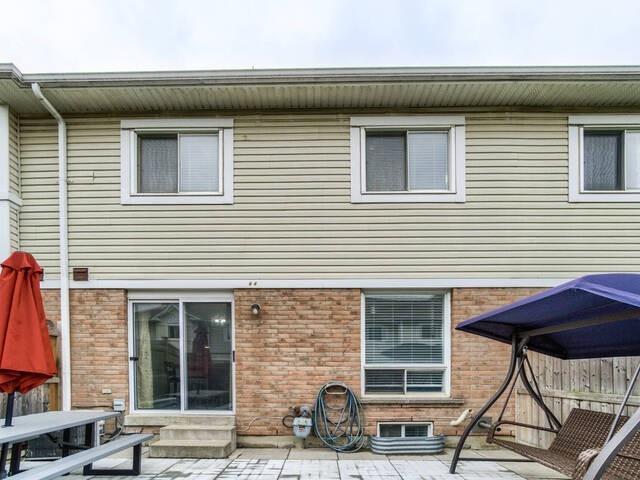 64 Brisbane Crt, Townhouse with 3 bedrooms, 3 bathrooms and 2 parking in Brampton ON | Image 28