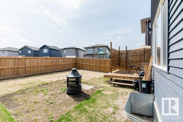 2257 57 St Sw, House detached with 3 bedrooms, 2 bathrooms and null parking in Edmonton AB | Image 36