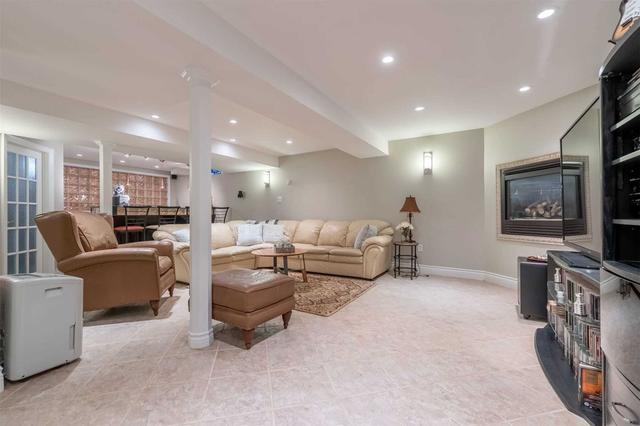 3272 Lady Slipper Crt, House detached with 5 bedrooms, 4 bathrooms and 6 parking in Mississauga ON | Image 18
