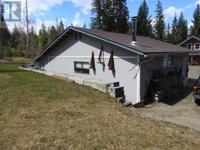 86 Campbell Road, House detached with 3 bedrooms, 2 bathrooms and 2 parking in North Okanagan E BC | Image 70