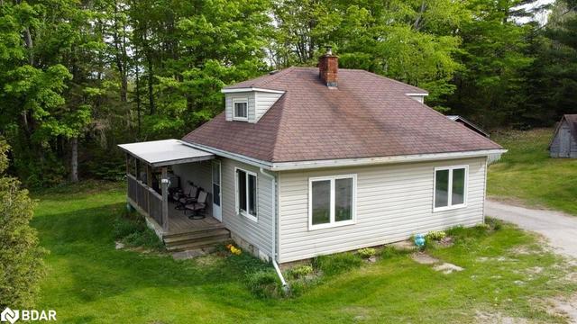 2458 506 Highway, House detached with 3 bedrooms, 2 bathrooms and 4 parking in North Frontenac ON | Image 12