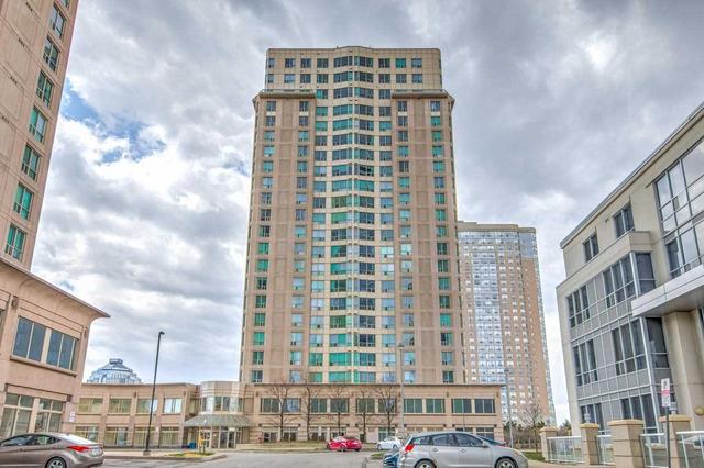 502 - 18 Lee Centre Dr, Condo with 3 bedrooms, 2 bathrooms and 2 parking in Toronto ON | Image 1