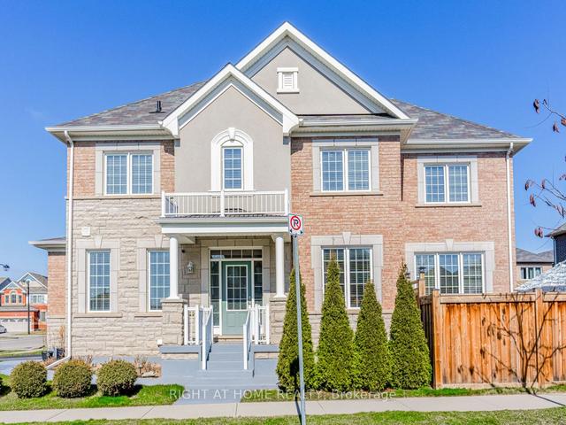1453 Farmstead Dr, House detached with 3 bedrooms, 4 bathrooms and 4 parking in Milton ON | Image 12