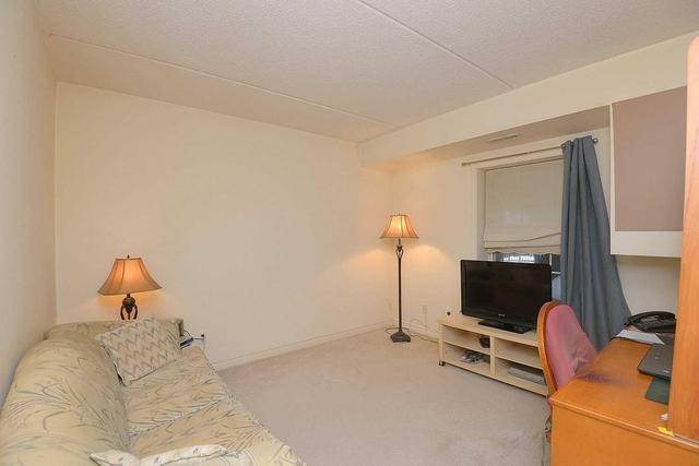 111 - 2085 Appleby Line, Condo with 2 bedrooms, 3 bathrooms and 1 parking in Burlington ON | Image 17