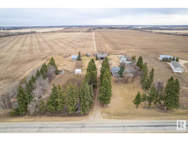52025 Rge Rd 12, House detached with 3 bedrooms, 2 bathrooms and null parking in Parkland County AB | Image 9