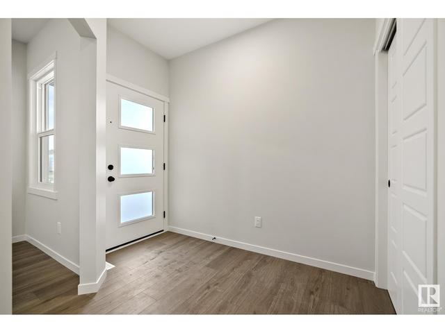 17243 2 St Nw, House detached with 3 bedrooms, 2 bathrooms and 4 parking in Edmonton AB | Image 7