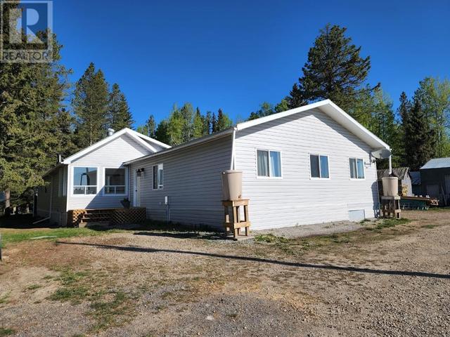 17512 Hwy 748n, House detached with 5 bedrooms, 1 bathrooms and 5 parking in Warner AB | Image 1