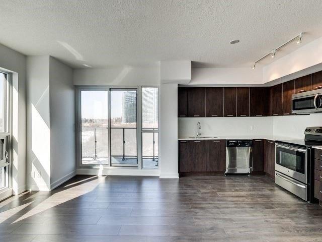 Uph02 - 2220 Lake Shore Blvd W, Condo with 2 bedrooms, 3 bathrooms and 1 parking in Toronto ON | Image 4