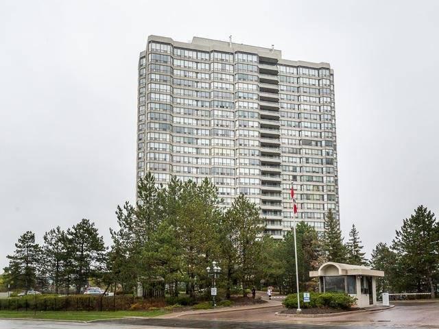 2002 - 22 Hanover Rd, Condo with 2 bedrooms, 2 bathrooms and 2 parking in Brampton ON | Image 2