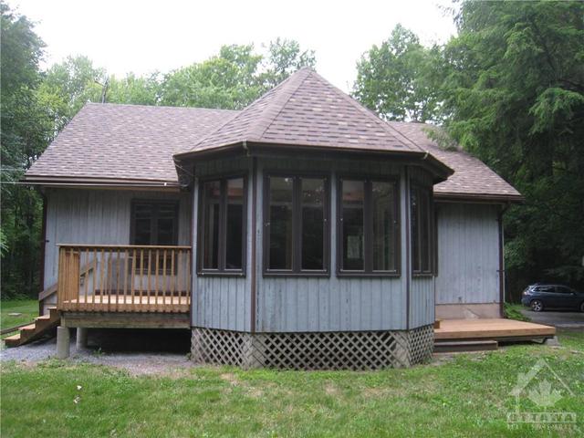 2394 County Road 43 Road, House detached with 3 bedrooms, 3 bathrooms and 8 parking in North Grenville ON | Image 27