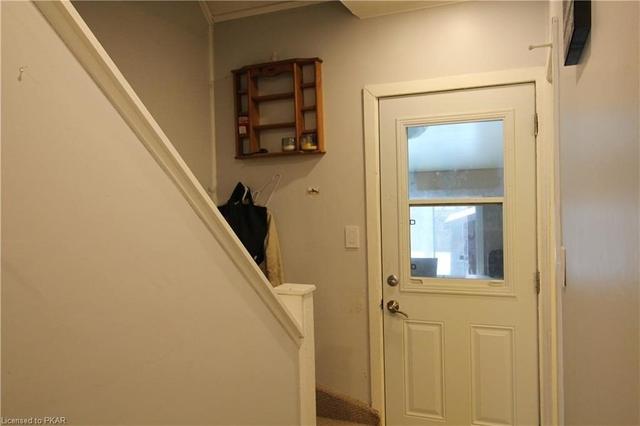 536 Hamilton St, House detached with 2 bedrooms, 2 bathrooms and 5 parking in Peterborough ON | Image 15