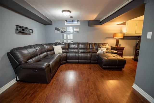 96 Baronwood Crt, Townhouse with 3 bedrooms, 3 bathrooms and 2 parking in Brampton ON | Image 15