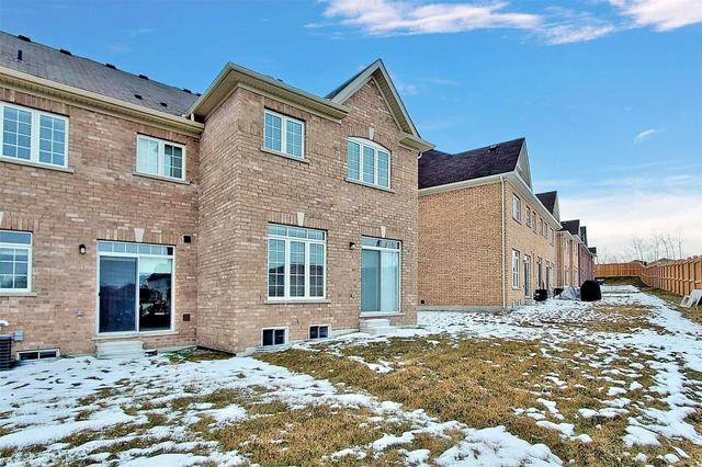 13 Brent Cres, House attached with 3 bedrooms, 3 bathrooms and 2 parking in Clarington ON | Image 29