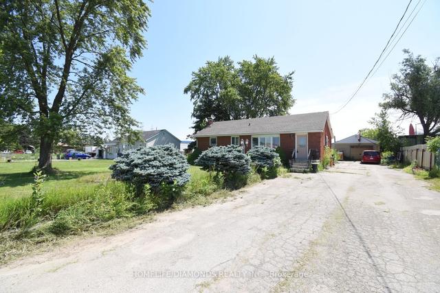 193 Glover Rd, House detached with 3 bedrooms, 1 bathrooms and 14 parking in Hamilton ON | Image 26