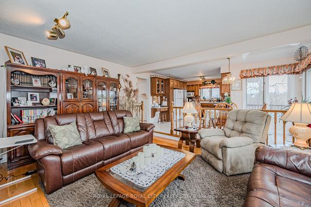 187 Municipal St, House detached with 3 bedrooms, 4 bathrooms and 4 parking in Guelph ON | Image 3