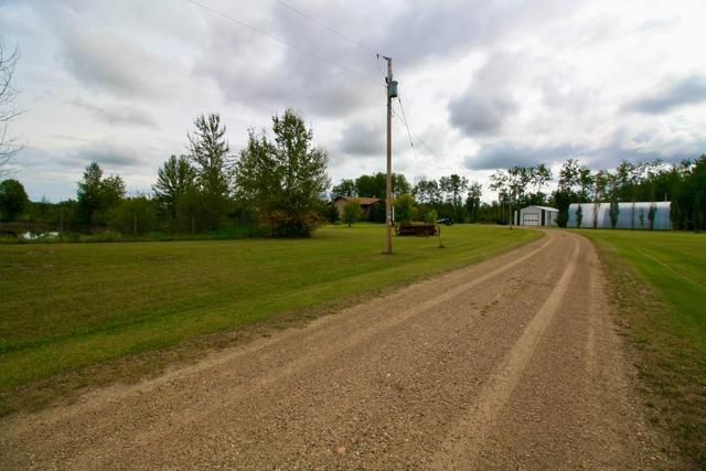 17035 Twp Rd 1092, House detached with 4 bedrooms, 2 bathrooms and null parking in Mackenzie County AB | Image 1
