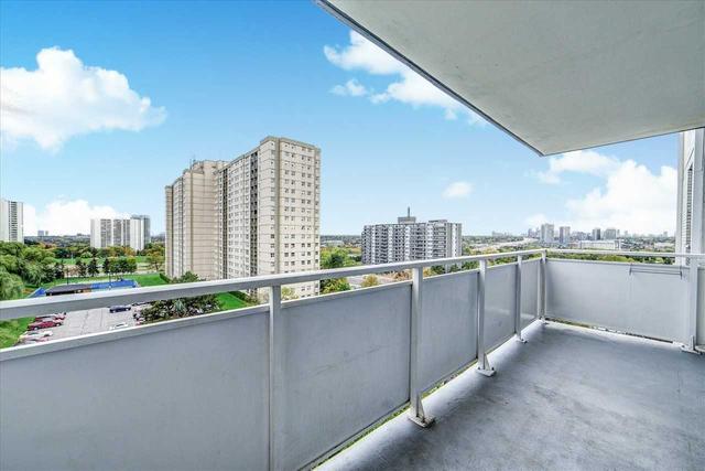 709 - 10 Parkway Forest Dr, Condo with 2 bedrooms, 1 bathrooms and 1 parking in Toronto ON | Image 11