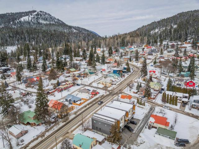 4 - 2452 Washington Street, House attached with 3 bedrooms, 3 bathrooms and null parking in Rossland BC | Image 56