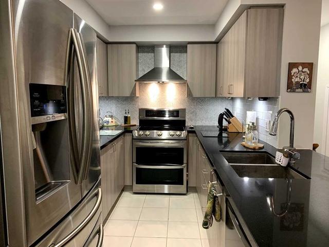 26 - 2500 Hill Rise Crt, Townhouse with 2 bedrooms, 2 bathrooms and 1 parking in Oshawa ON | Image 21