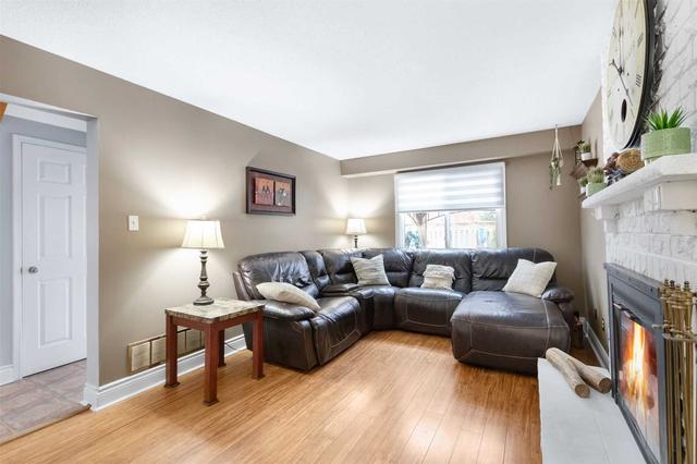 113 Stiver Dr, House detached with 4 bedrooms, 3 bathrooms and 8 parking in Newmarket ON | Image 37