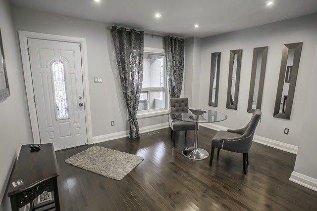 2341 Gerrard St E, House semidetached with 3 bedrooms, 2 bathrooms and 2 parking in Toronto ON | Image 7