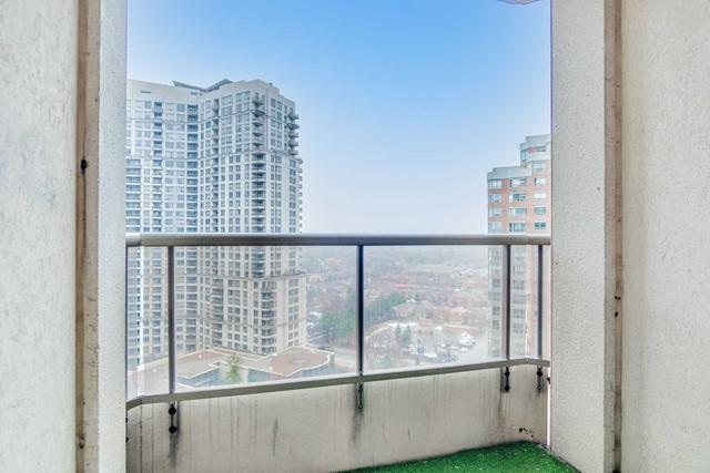 1709 - 310 Burnhamthorpe Rd W, Condo with 2 bedrooms, 2 bathrooms and 1 parking in Mississauga ON | Image 9