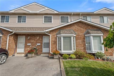 10 - 6910 Kalar Rd, Townhouse with 3 bedrooms, 2 bathrooms and 2 parking in Niagara Falls ON | Card Image