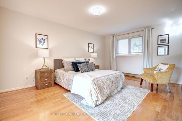 73 Ames Circ, House detached with 4 bedrooms, 4 bathrooms and 4 parking in Toronto ON | Image 6