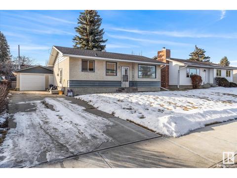 314 Jespersen Av Nw, House detached with 2 bedrooms, 2 bathrooms and null parking in Spruce Grove AB | Card Image