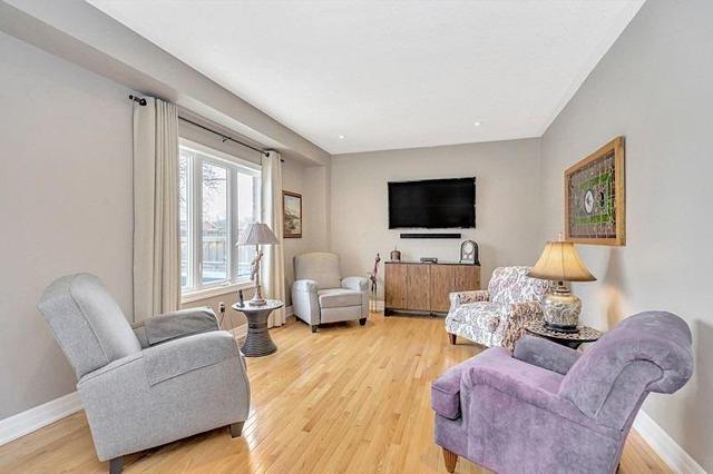 91 Kings Cres, House detached with 4 bedrooms, 4 bathrooms and 2 parking in Ajax ON | Image 6