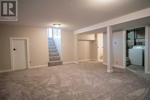732 12b Street N, House detached with 2 bedrooms, 1 bathrooms and 2 parking in Lethbridge AB | Image 34