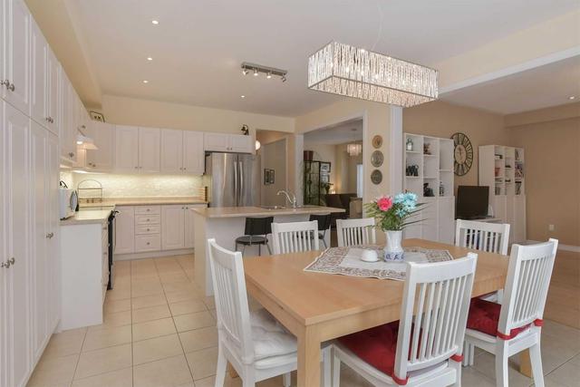 80 Decarolis Crt, House detached with 4 bedrooms, 3 bathrooms and 2 parking in Essa ON | Image 4