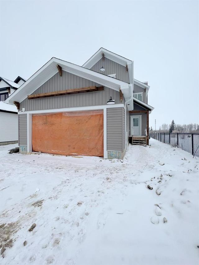 260 Fireweed Crescent, House detached with 3 bedrooms, 2 bathrooms and 4 parking in Wood Buffalo AB | Card Image