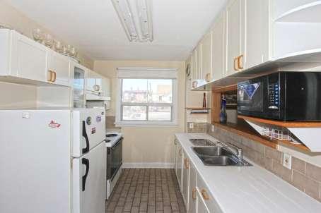242 Osler St, House detached with 3 bedrooms, 2 bathrooms and 3 parking in Toronto ON | Image 4